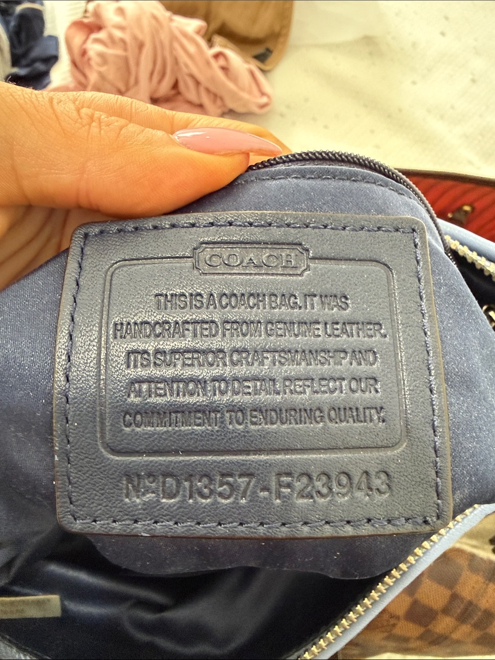 Coach Crossbody bag - Picture 7 of 8
